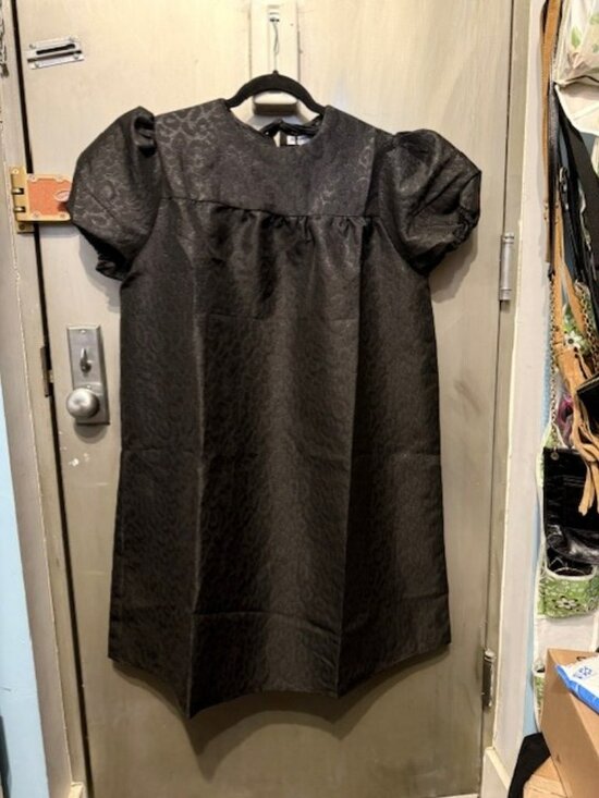 Glamorous Puff-Sleeve Mini Swing Dress - Picture 5 of 16